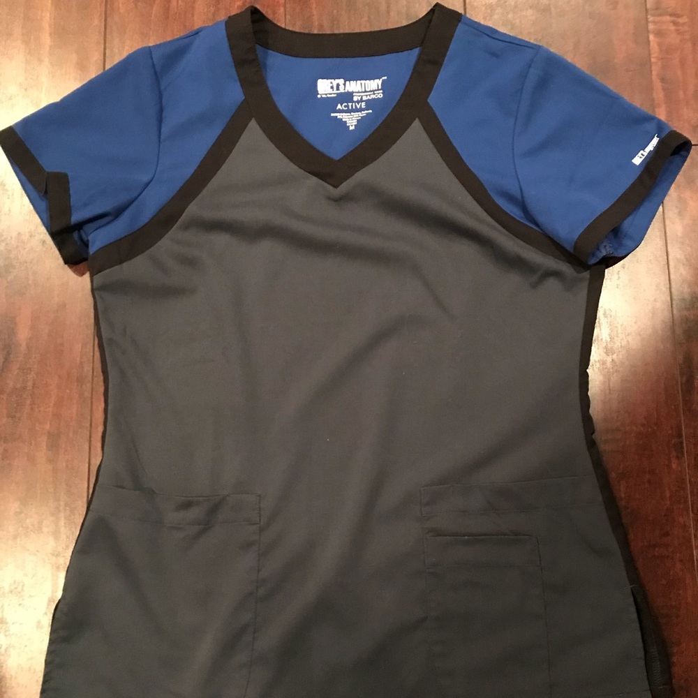 SOLD!!! Greys anatomy scrub set top and bottom